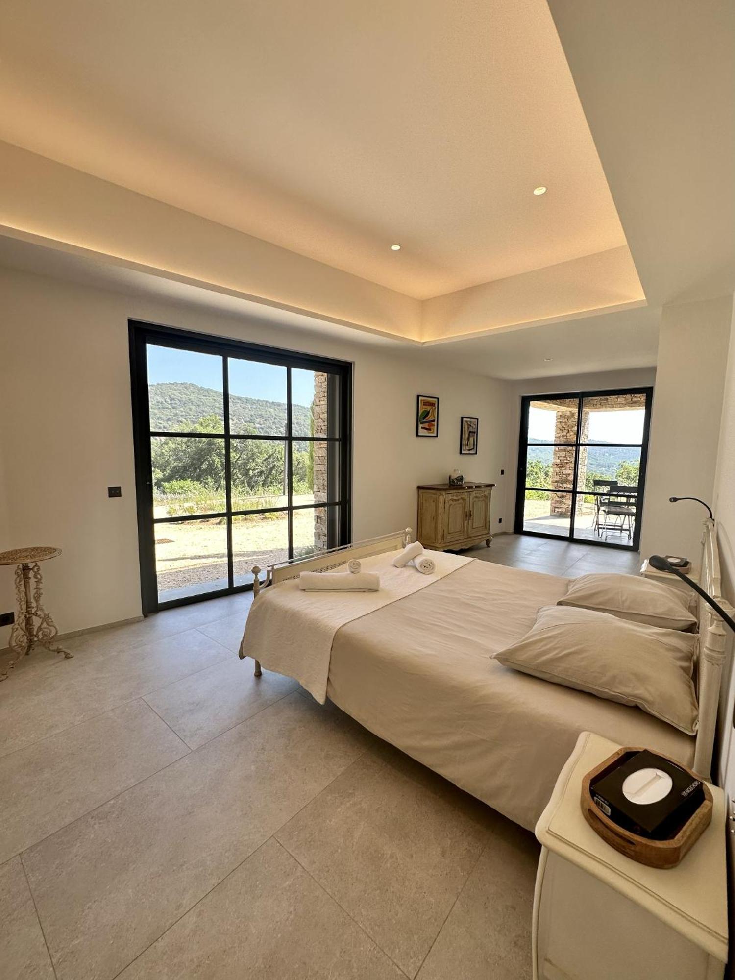Le Mas Saint Michel Grimaud Bed & Breakfast Ngoại thất bức ảnh